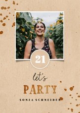 Einladung 'let's party' zum 21. Geburtstag in braun mit Foto