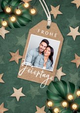 Weihnachtskarte dunkelgrün mit Holzsternen und Foto