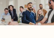 Fotocollage Frohe Feiertage schlicht beige Weihnachtskarte 2