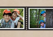 Gutscheinkarte Ticket zum Vatertag auf Papierstruktur 2