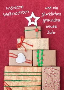 FairTrade Weihnachtskarte mit Weihnachtsbaum aus Geschenken