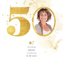 Einladung zum 50. Geburtstag mit großer goldener 50