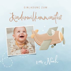 Einladung Kinderwillkommensfest Foto und Flugzeug