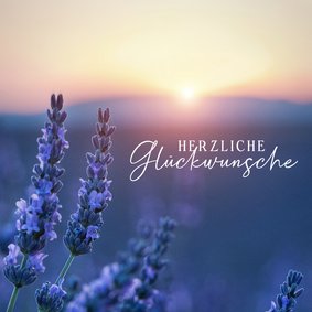 Natürliche Glückwunschkarte mit Lavendel