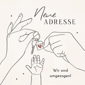 Umzugskarte Hausschlüssel mit Babyhand