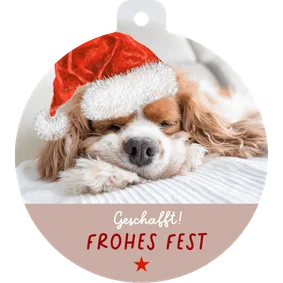 Umzugskarte Weihnachten lustiger Hund mit Weihnachtsmütze