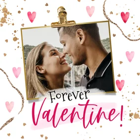 Valentinskarte mit großem Foto und Herzen