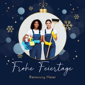 Weihnachtskarte Foto in Weihnachtskugel Schneekristalle blau