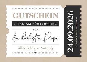Gutscheinkarte Ticket zum Vatertag auf Papierstruktur