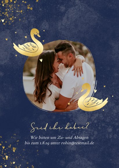 Einladung zur Hochzeit zwei goldene Schwäne 2