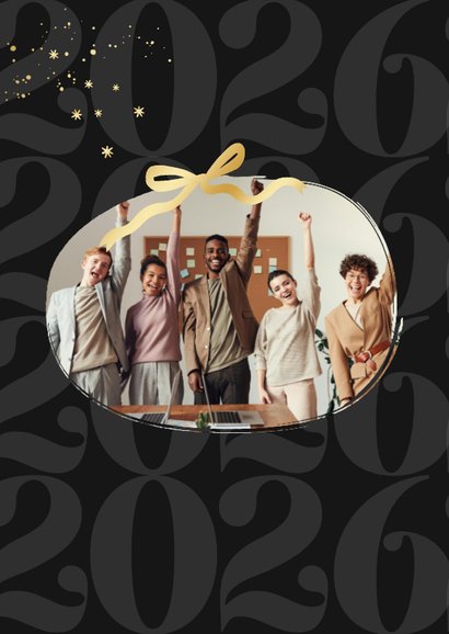 Geschäftliche Weihnachtskarte schwarz mit Goldschleife 2026 2