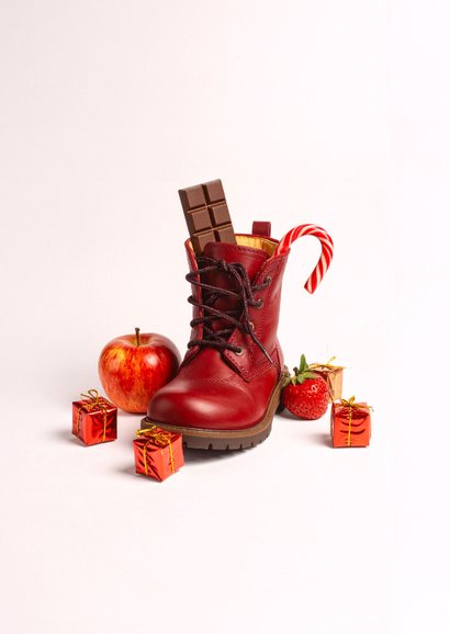 Nikolauskarte Stiefel Süßigkeiten und Geschenke 2