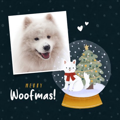 Weihnachtskarte 'Merry Woofmas' Hund in Schneekugel 2