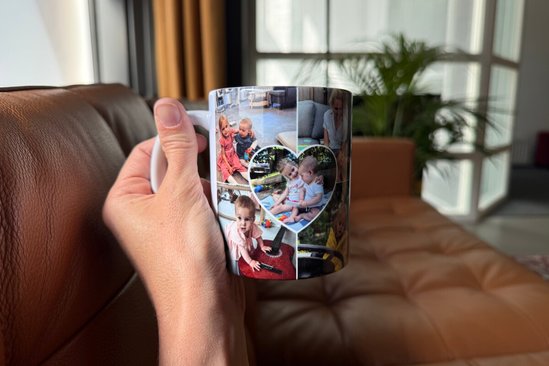 Tasse mit Familienfotos