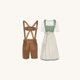 Dirndl und Lederhose L