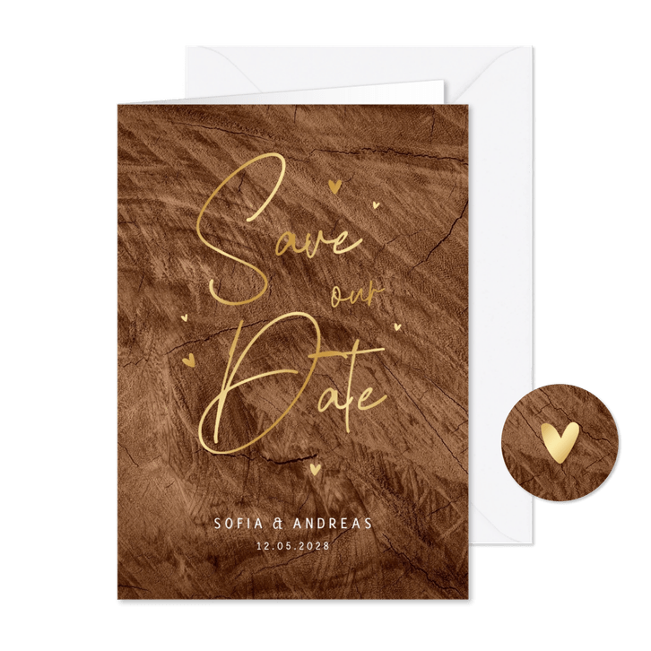 Karte 'Save our Date' Goldschrift auf Holz