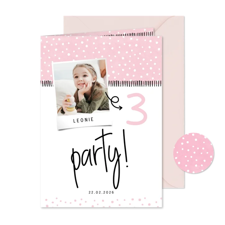 Einladung 3. Kindergeburtstag 'Party!' eigenes Foto