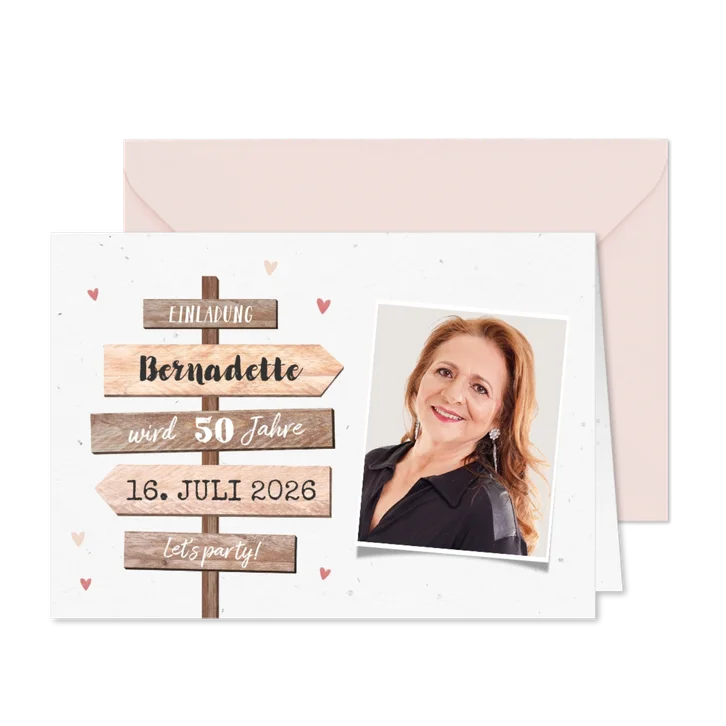 Einladung zum Geburtstag mit Wegweiser Frau