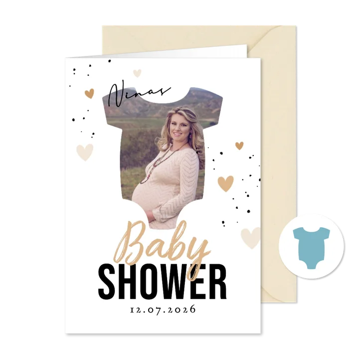 Einladungskarte Foto Strampler Beige Herzchen Babyshower