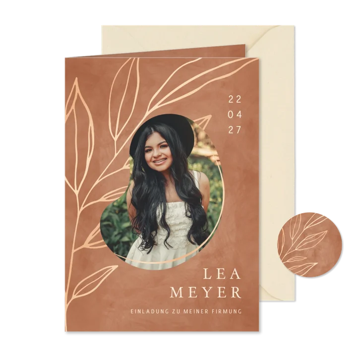 Einladungskarte zur Firmung organische Formen rostrot