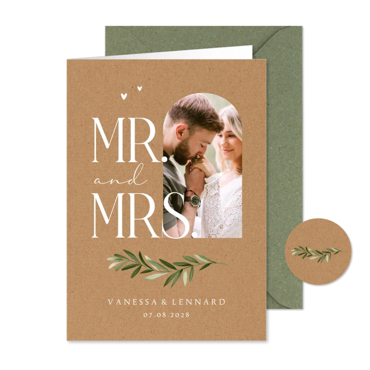 Hochzeitseinladung Foto & Zweig auf Kraftpapier