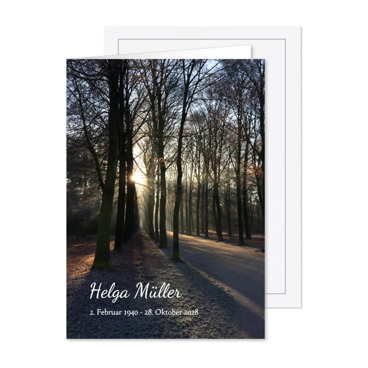 Trauerkarte Einladung Trauerfeier Waldweg & Sonnenuntergang