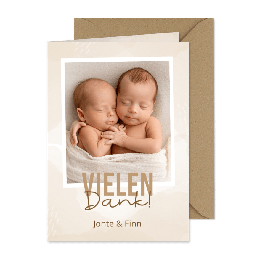 Dezente Fotokarte Zwillingsgeburt in Beige - Karteneindruck