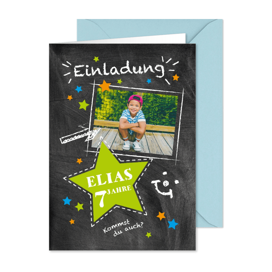 Einladung 7. Kindergeburtstag Kreidelook Foto grün - Kartenvorschau