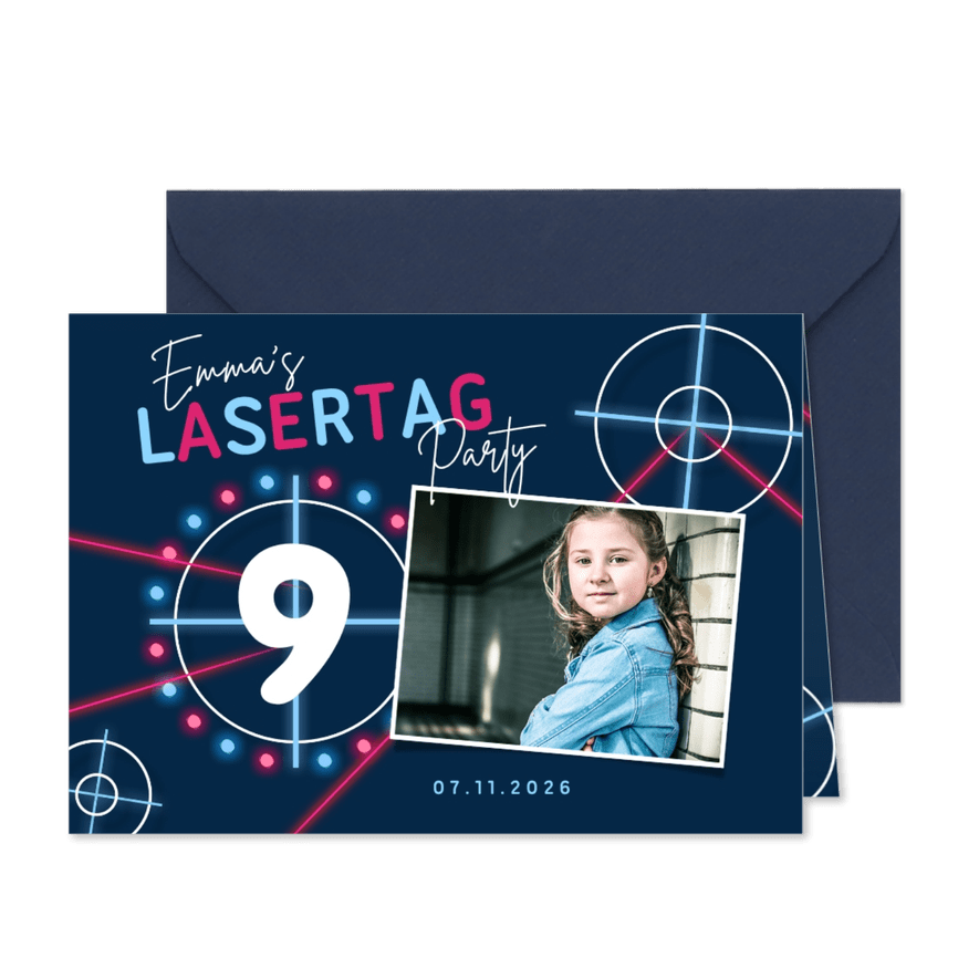 Einladung 9. Kindergeburtstag Lasergame pink mit Foto - Karteneindruck