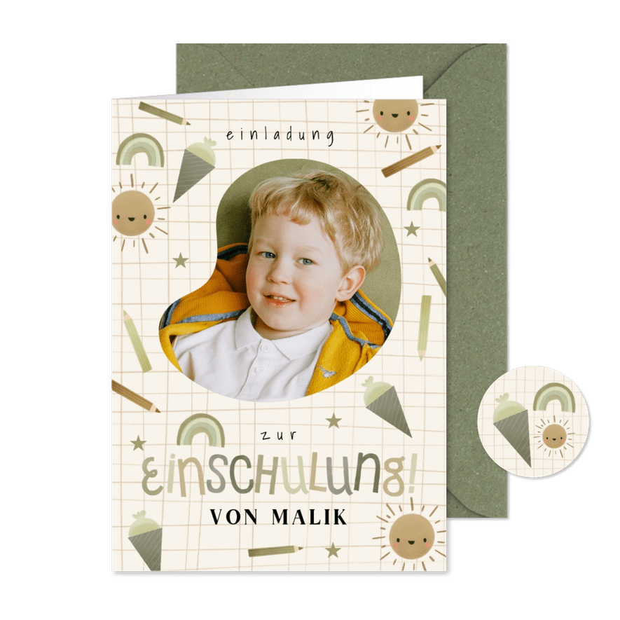 Einladung Einschulung kleine Symbole olivgrün & Foto - Kartenvorschau
