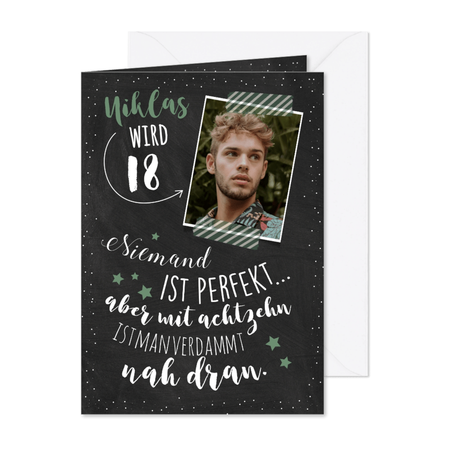 Einladung zum 18. Geburtstag Nah dran - Karteneindruck
