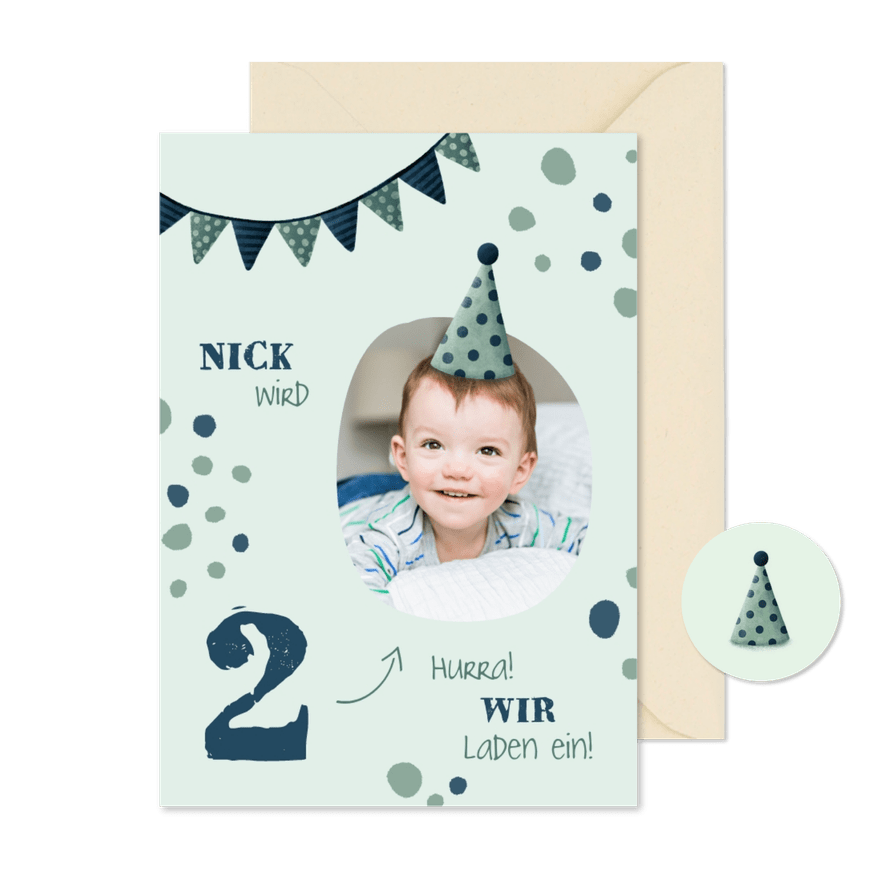 Einladung zum 2. Kindergeburtstag Konfetti grün mit Foto - Karteneindruck
