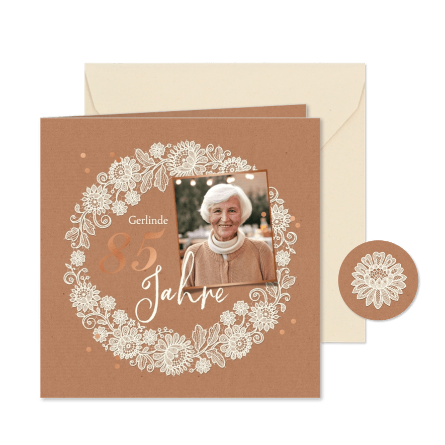 Einladung zum Geburtstag Blumenkranz & Foto - Karteneindruck
