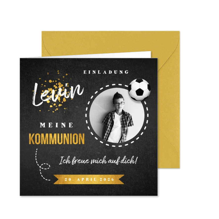 Einladung zur Kommunion Foto & Fußball auf Kreidetafel - Karteneindruck
