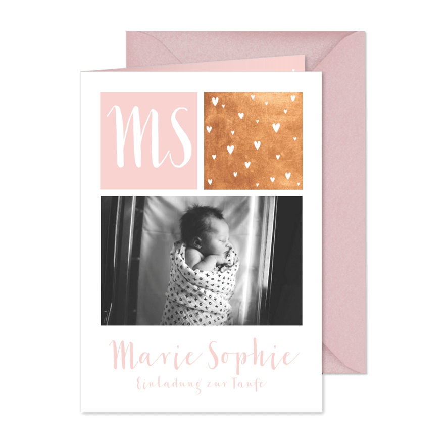 Einladung zur Taufe mit Initialen, Herzen und Foto - Karteneindruck