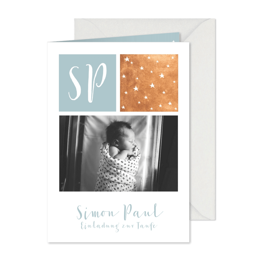 Einladung zur Taufe mit Initialen, Sternen und Foto - Karteneindruck