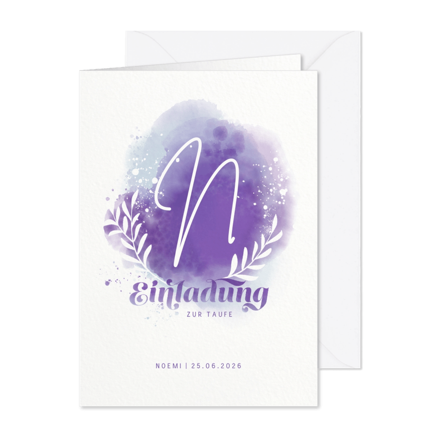 Einladung zur Taufe mit Wasserfarbe & Initialen violett - Karteneindruck
