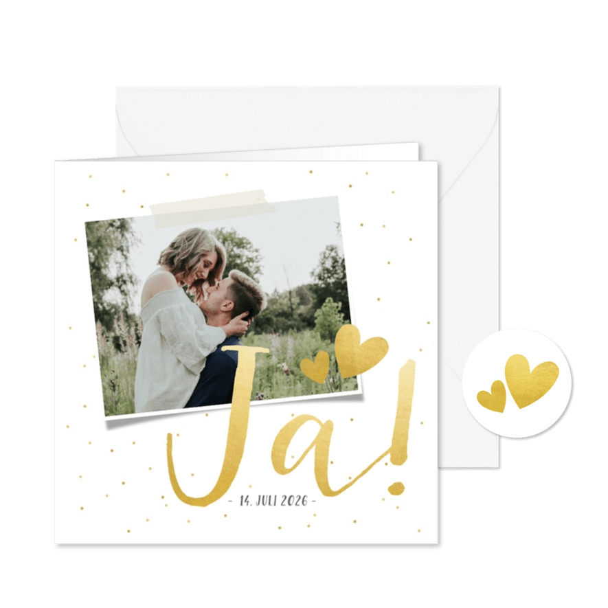 Einladungskarte zur Hochzeit mit Schrift in Goldlook & Foto - Kartenvorschau