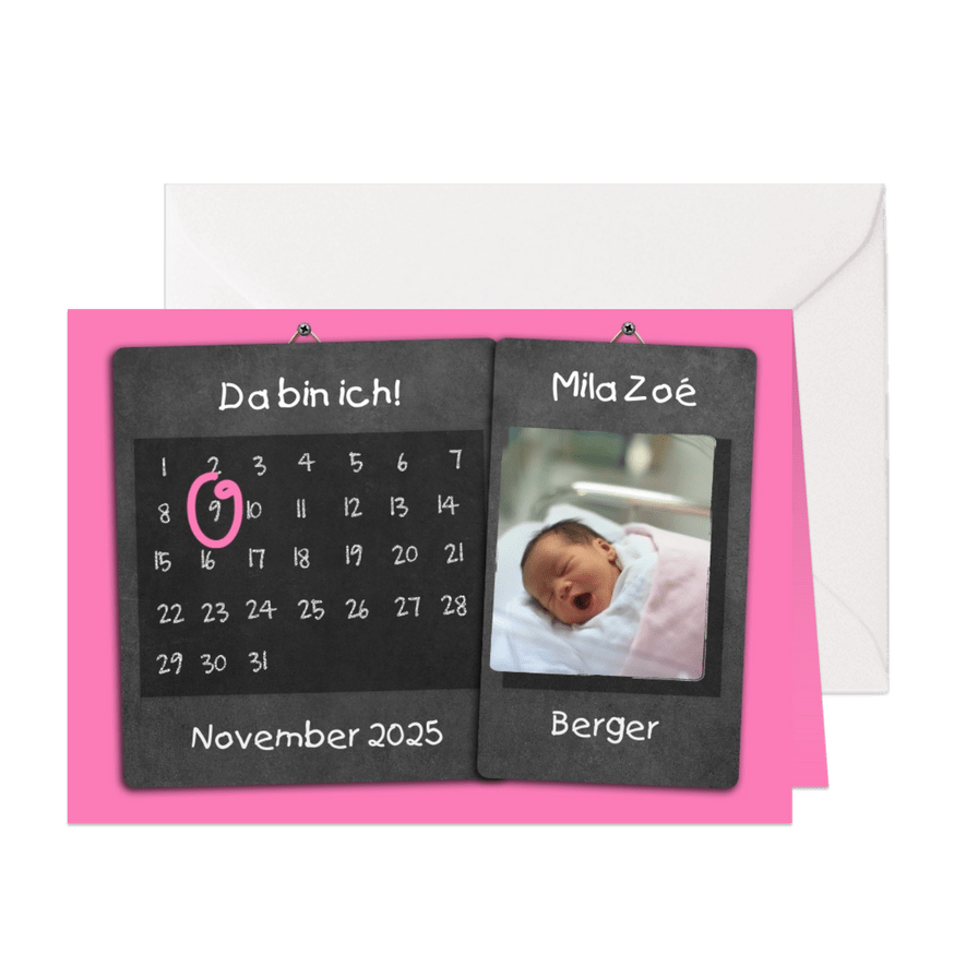 Geburtskarte Kalender rosa auf Kreidetafel mit Foto - Karteneindruck
