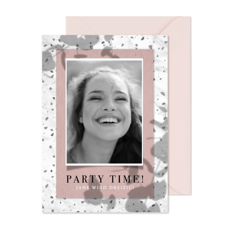 Geburtstagseinladung in Terrazzo- und Marmorlook mit Fotos - Karteneindruck