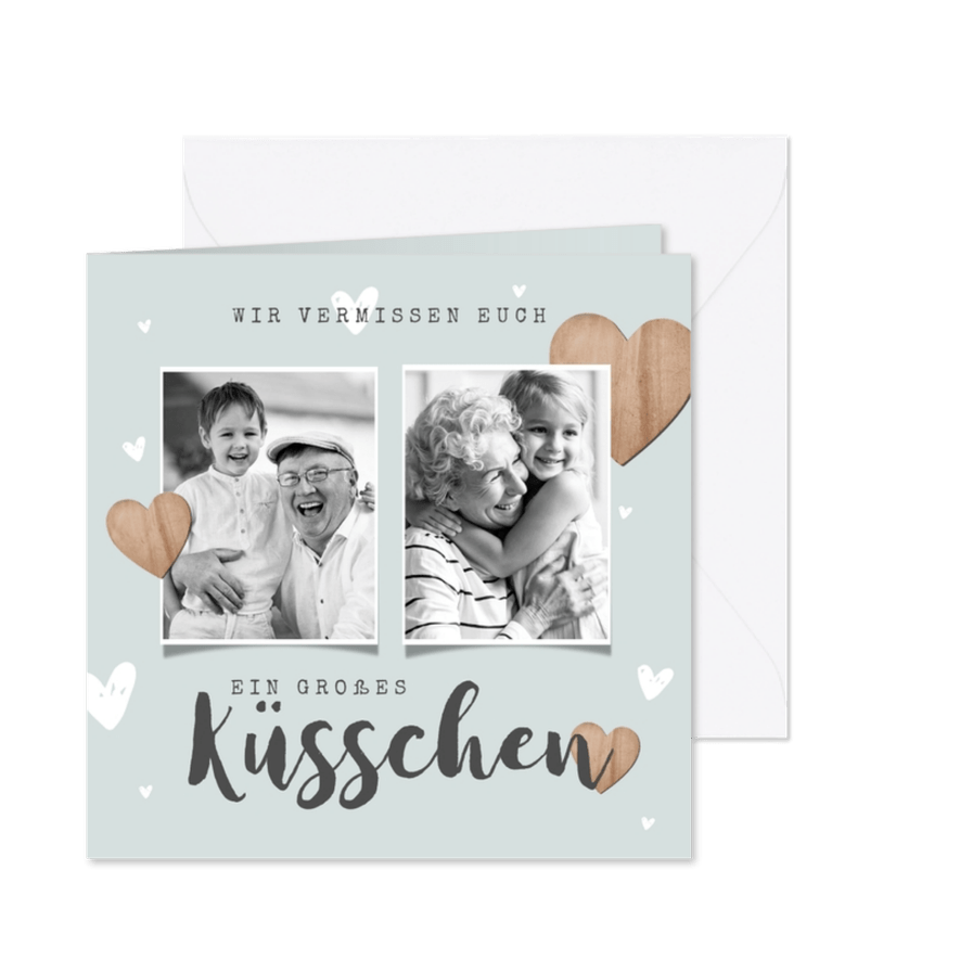 Grußkarte hölzerne Herzen und Fotos - Karteneindruck