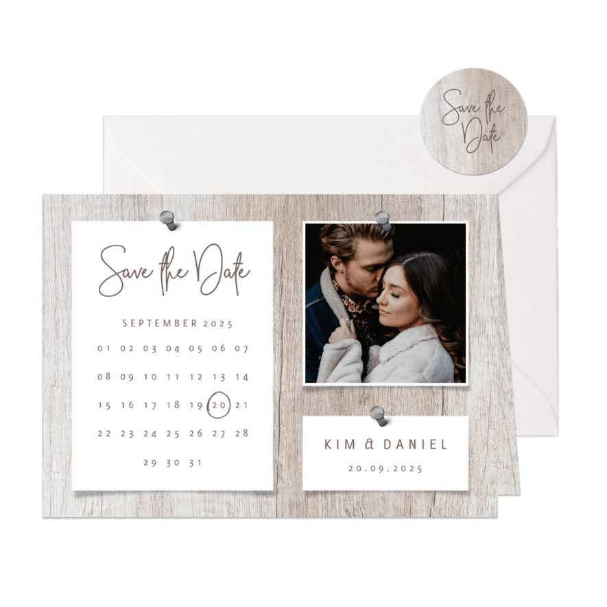 Save-the-Date-Karte zur Hochzeit Fotos auf Holz - Karteneindruck
