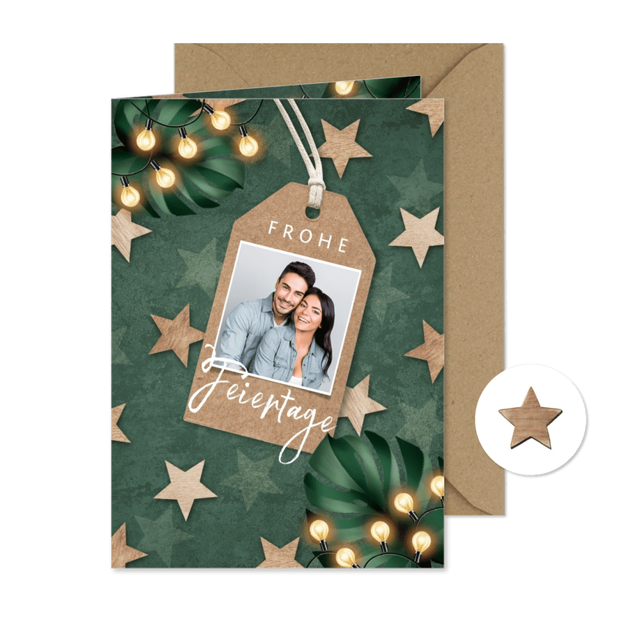 Weihnachtskarte dunkelgrün mit Holzsternen und Foto - Karteneindruck