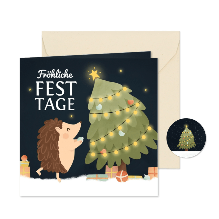 Weihnachtskarte Igel schmückt Weihnachtbaum - Karteneindruck