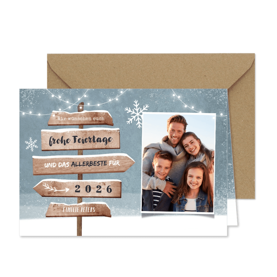 Winterliche Weihnachtskarte mit Wegweiser aus Holz - Karteneindruck