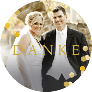 Hochzeitssticker mit eigenem Foto und Schriftzug 'Danke' in Goldoptik. Mit goldenem Konfetti.