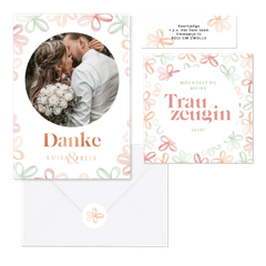 Hochzeitskartenset stilisierte Frühlingsblumen in Aquarell