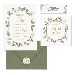 Hochzeitskartenset mit Eukalyptuskranz und Goldschrift