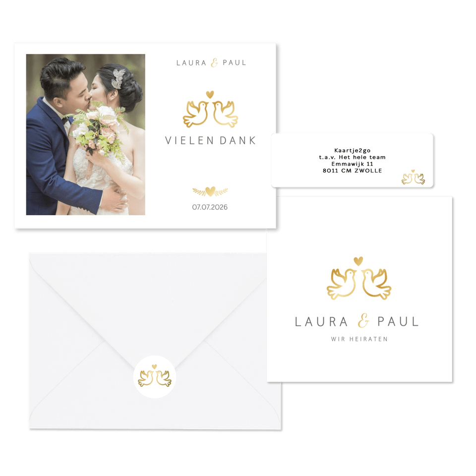 Hochzeitskarten mit goldenen Turteltauben